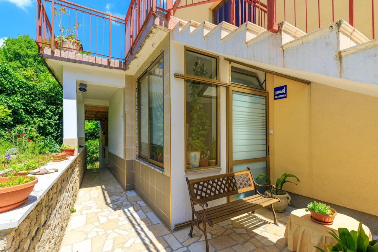 Apartments Vivijana Rabac Bagian luar foto
