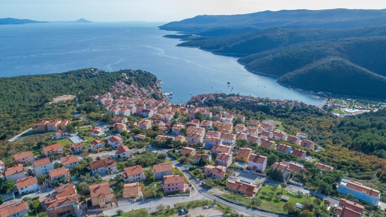 Apartments Vivijana Rabac Bagian luar foto