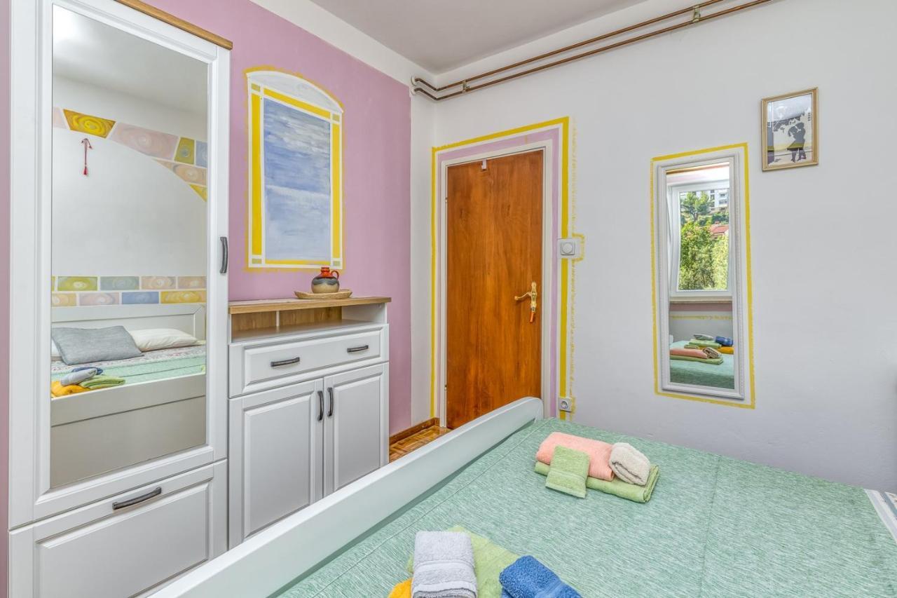 Apartments Vivijana Rabac Bagian luar foto